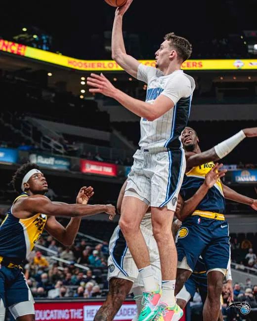 本足球的职 本足球的职