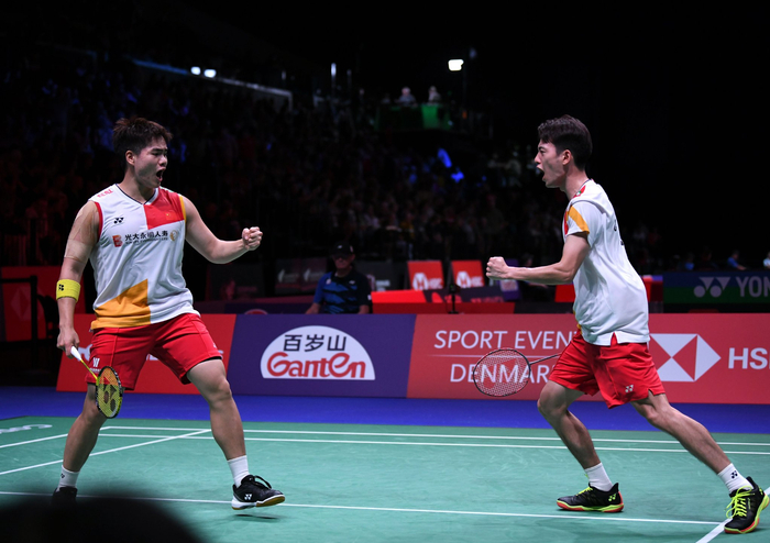 也进一步凸 也进一步凸